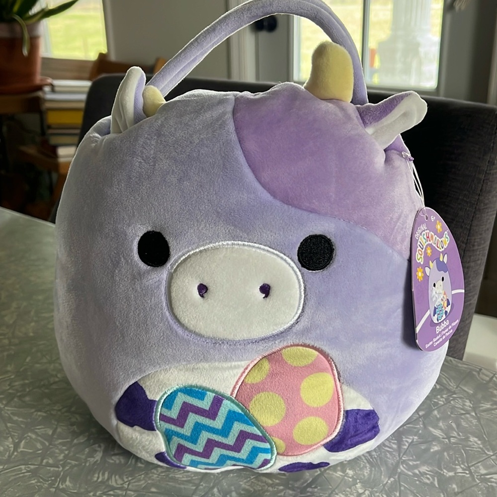 NWT 12” with handle Bubba the Cow 🐮 with Easter 🐣 Eggs 🥚 Squishmallow Pail.